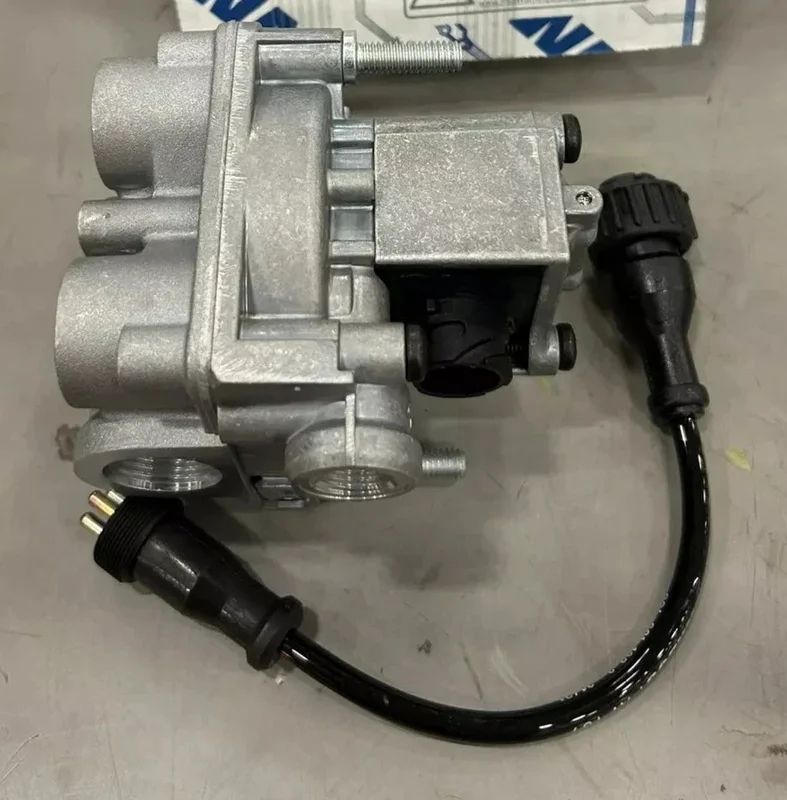 advancedtruckparts-13897962