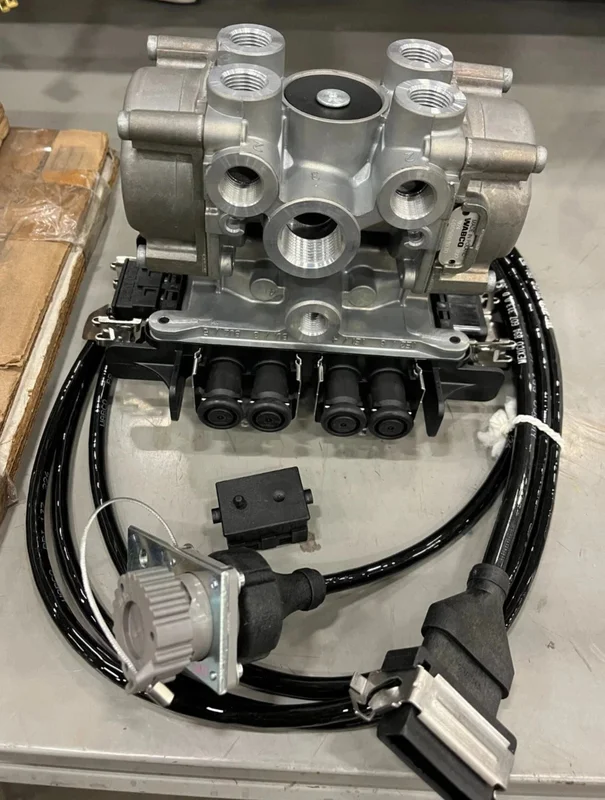 advancedtruckparts-13902465